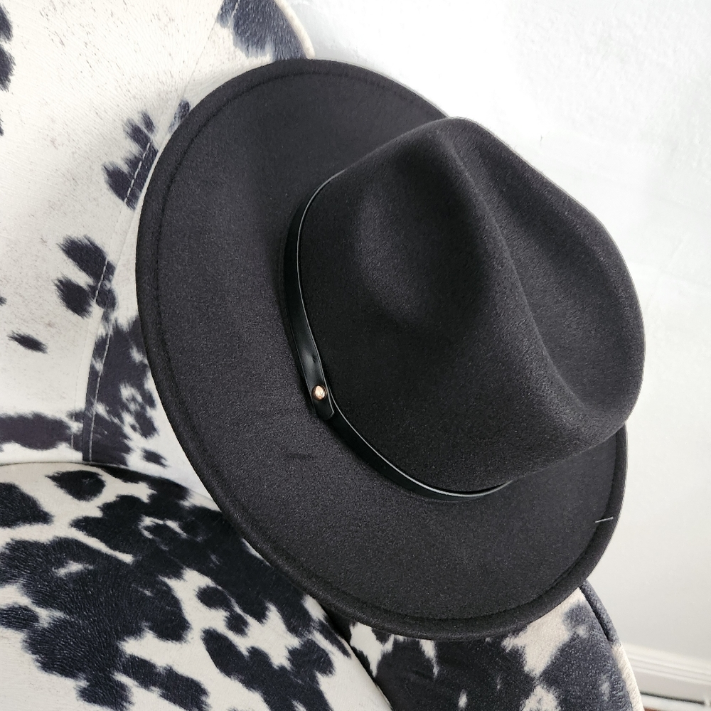 Womens Hat - Picture 3 of 3